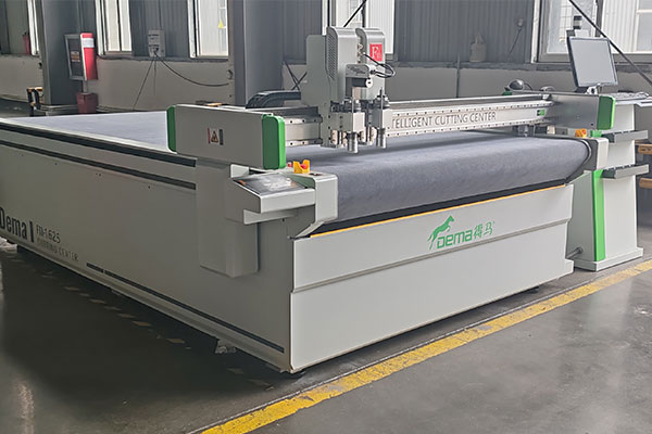 得馬高速裁切機F11-1625